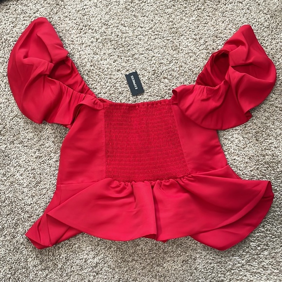 Express red top - Picture 3 of 3